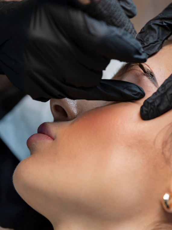 LASH & BROW STYLING